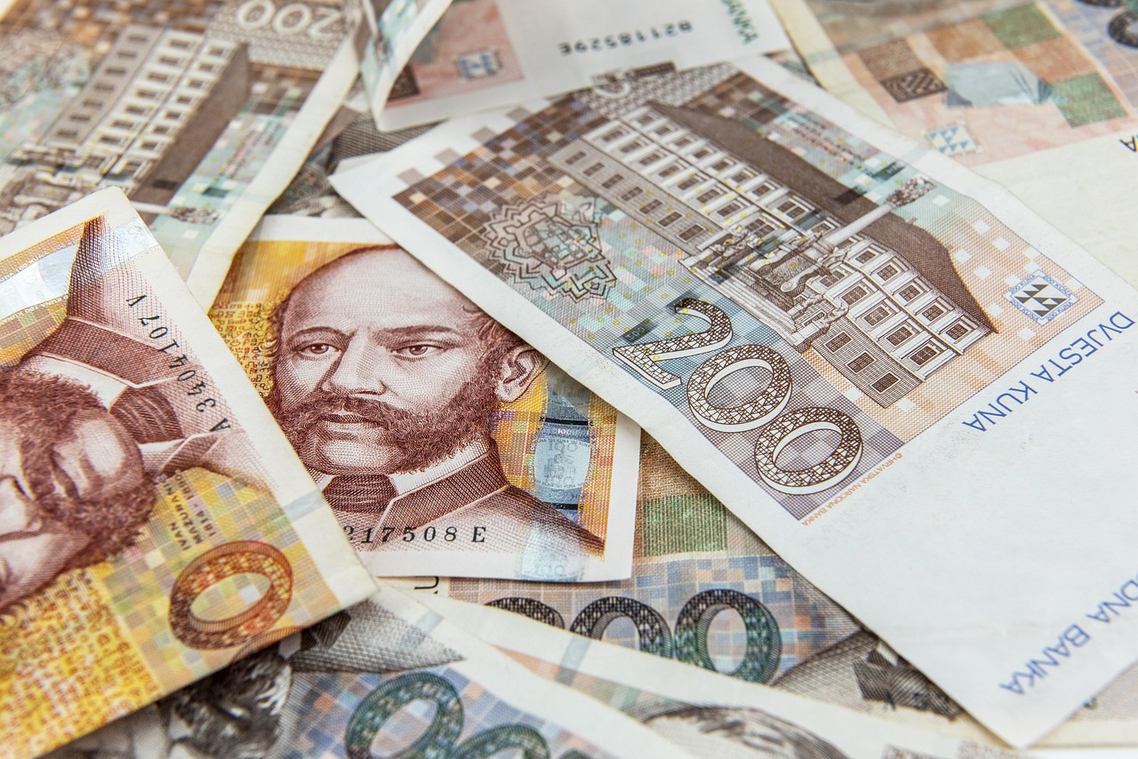 アラフォーが借金を解決するための再就職のポイントは？